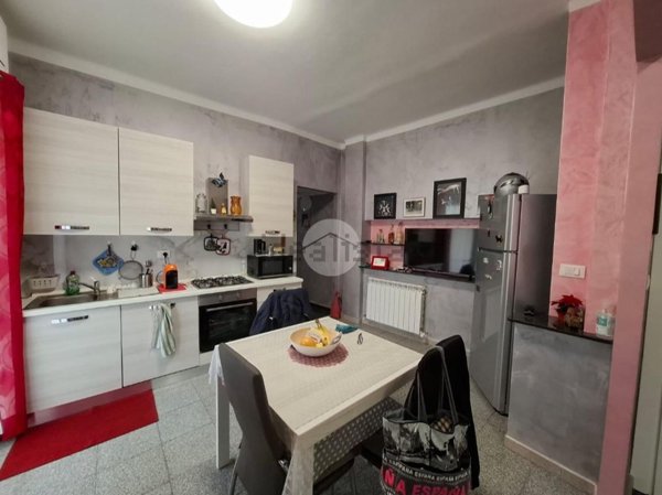 appartamento in vendita a Genova in zona Certosa