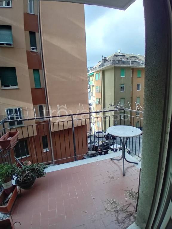 appartamento in vendita a Genova in zona Oregina