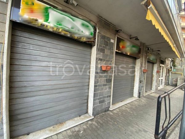 negozio in vendita a Genova in zona Marassi