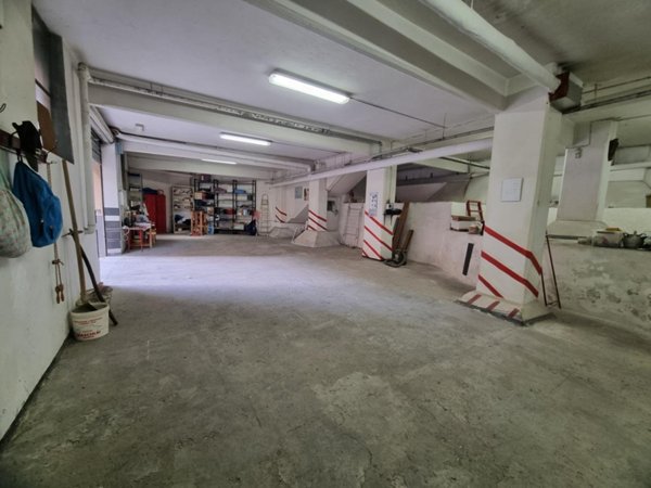 appartamento in vendita a Genova in zona Marassi