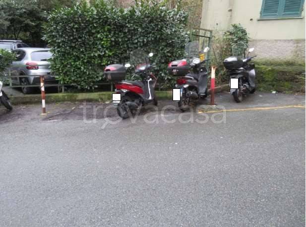 appartamento in vendita a Genova in zona Quezzi