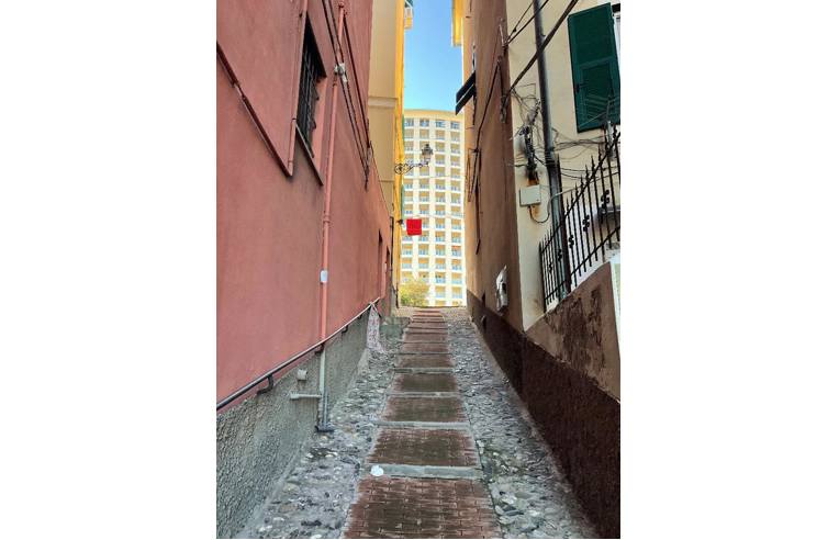 locale commerciale in vendita a Genova in zona San Teodoro