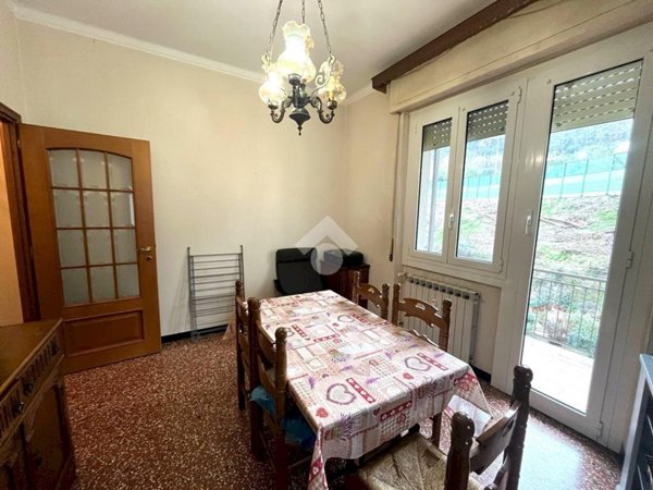 appartamento in vendita a Genova in zona Rivarolo