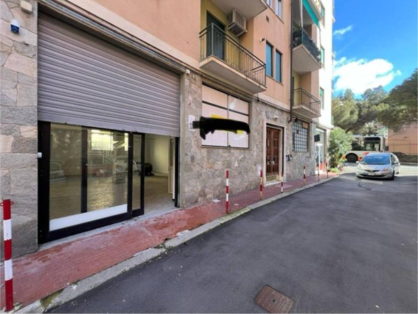 negozio in vendita a Genova in zona Nervi