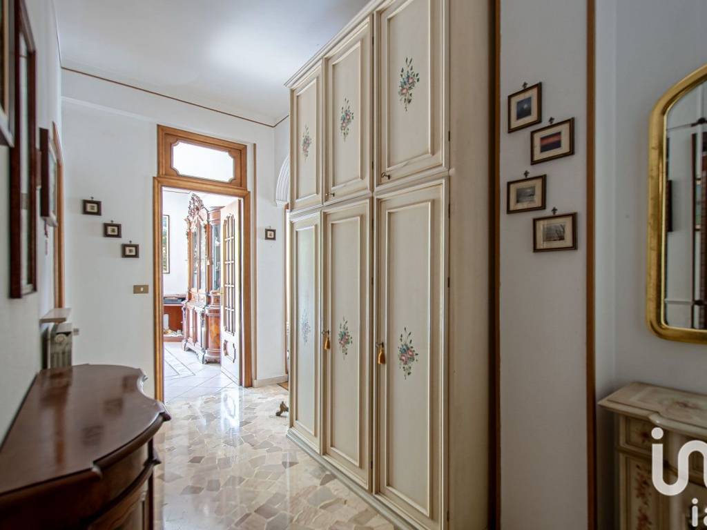 appartamento in vendita a Genova in zona Pontedecimo