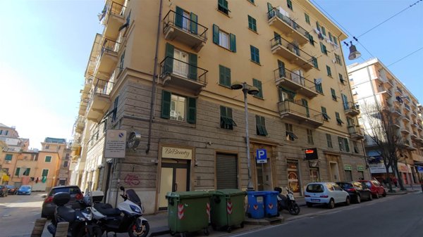 appartamento in vendita a Genova in zona Certosa