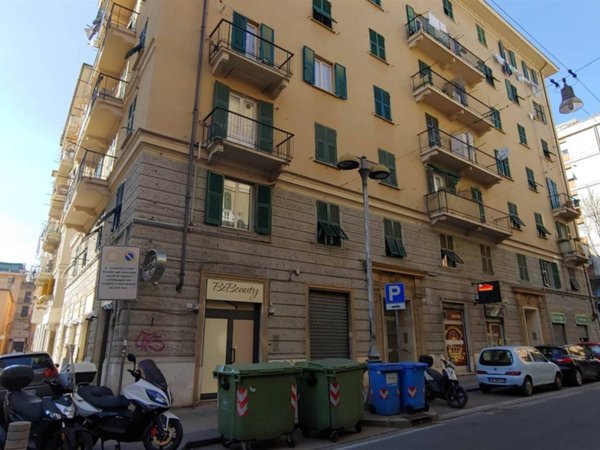 appartamento in vendita a Genova in zona Certosa