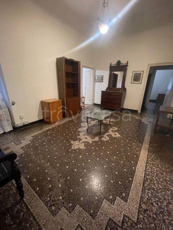 appartamento in vendita a Genova in zona Foce