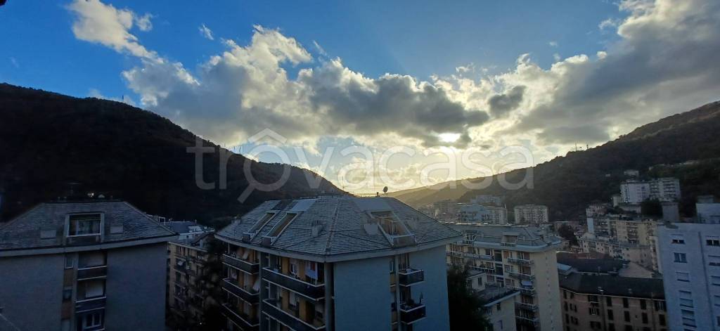 appartamento in vendita a Genova in zona Molassana