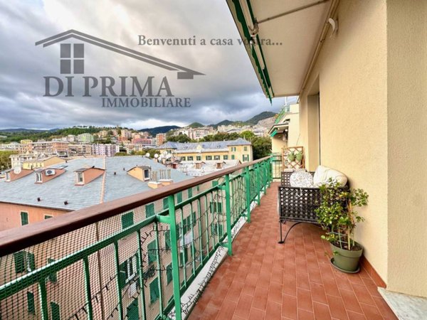 appartamento in vendita a Genova in zona Sestri Ponente