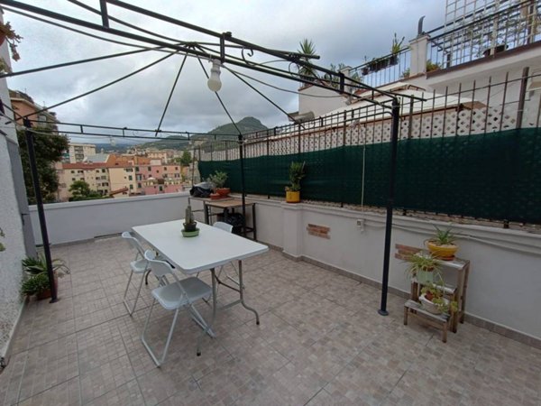 appartamento in vendita a Genova in zona Sestri Ponente