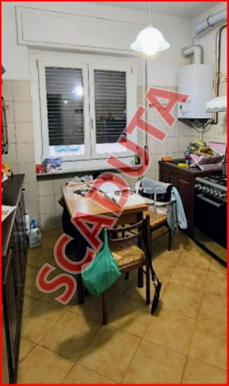 appartamento in vendita a Genova in zona Rivarolo