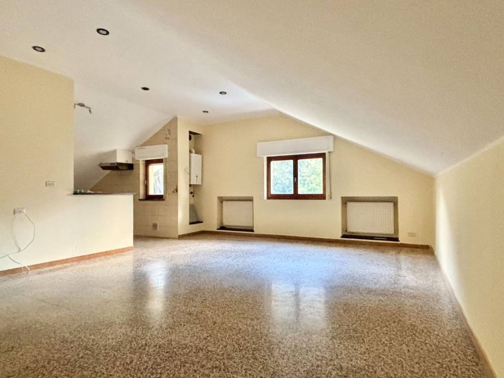 appartamento in vendita a Genova in zona San Gottardo/Sant'Eusebio