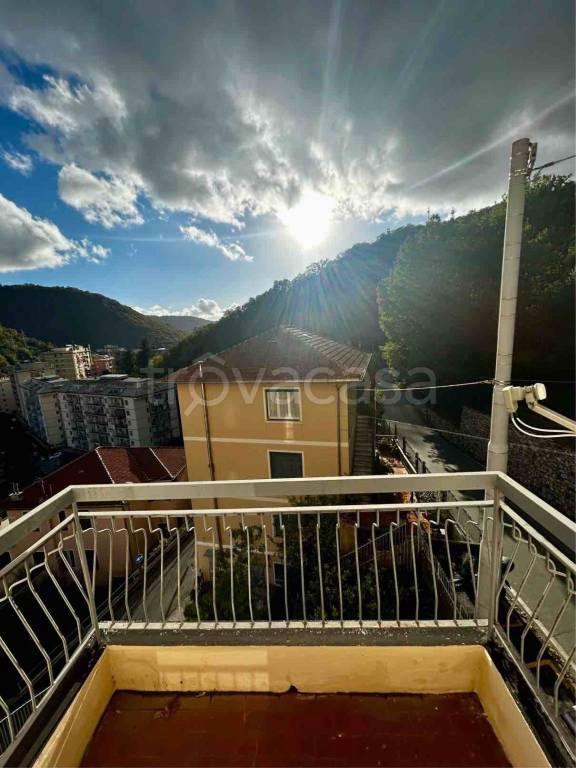 appartamento in vendita a Genova in zona Molassana