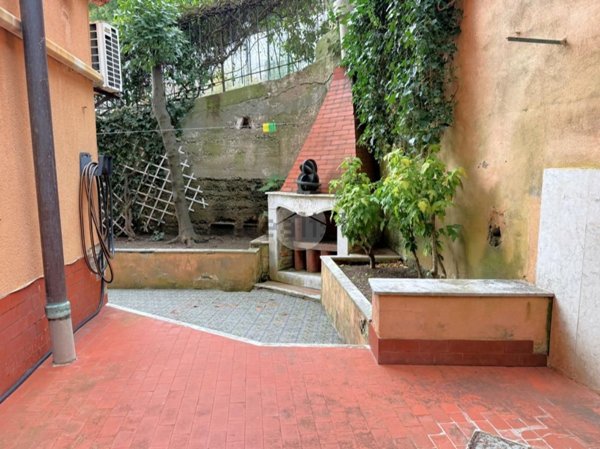 appartamento in vendita a Genova in zona Castelletto