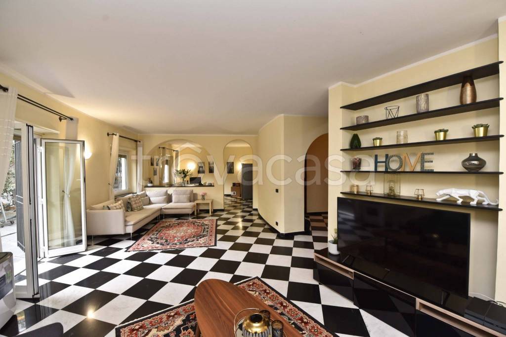 appartamento in vendita a Genova in zona Albaro