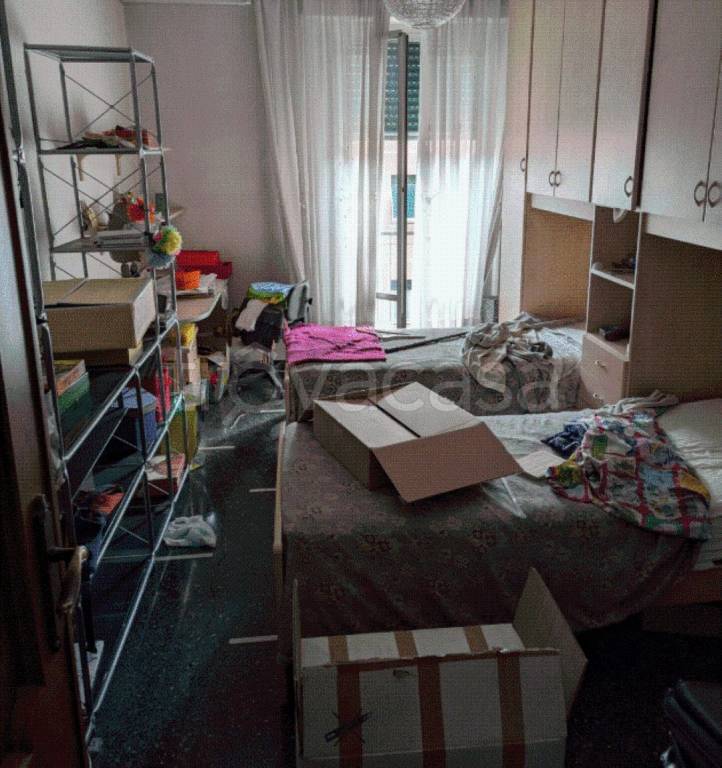 appartamento in vendita a Genova in zona Rivarolo