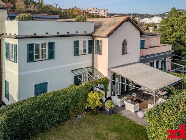 appartamento in vendita a Genova in zona Albaro