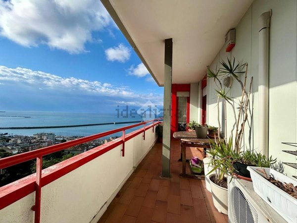 appartamento in vendita a Genova in zona Pegli