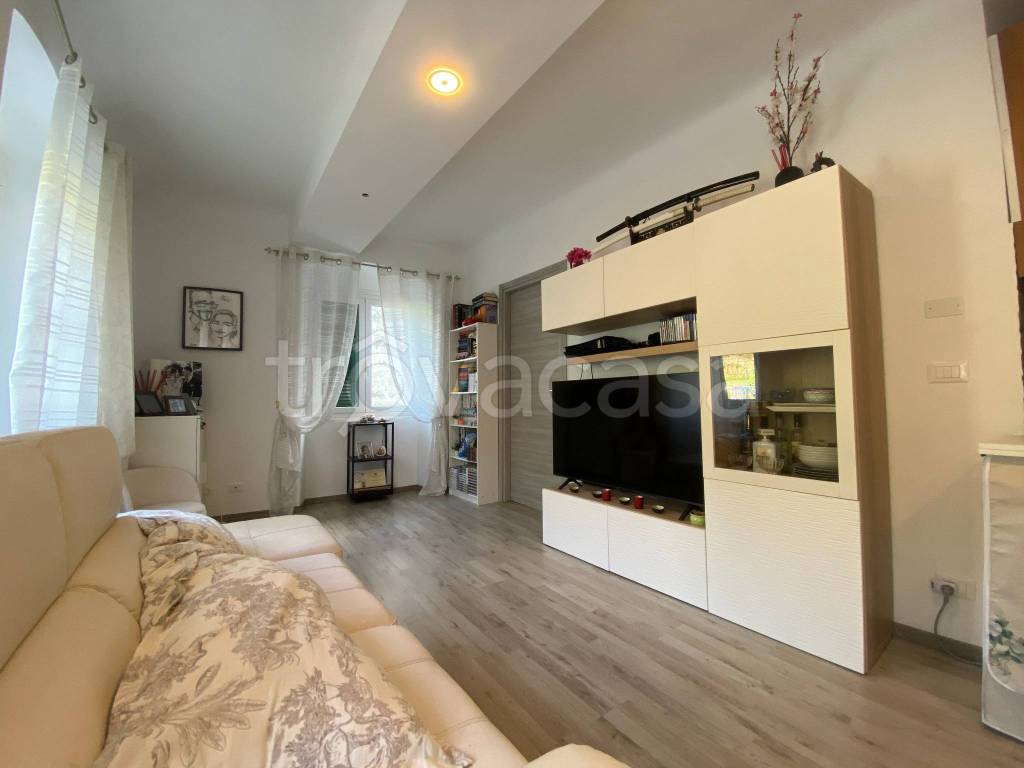 appartamento in vendita a Genova in zona Pegli