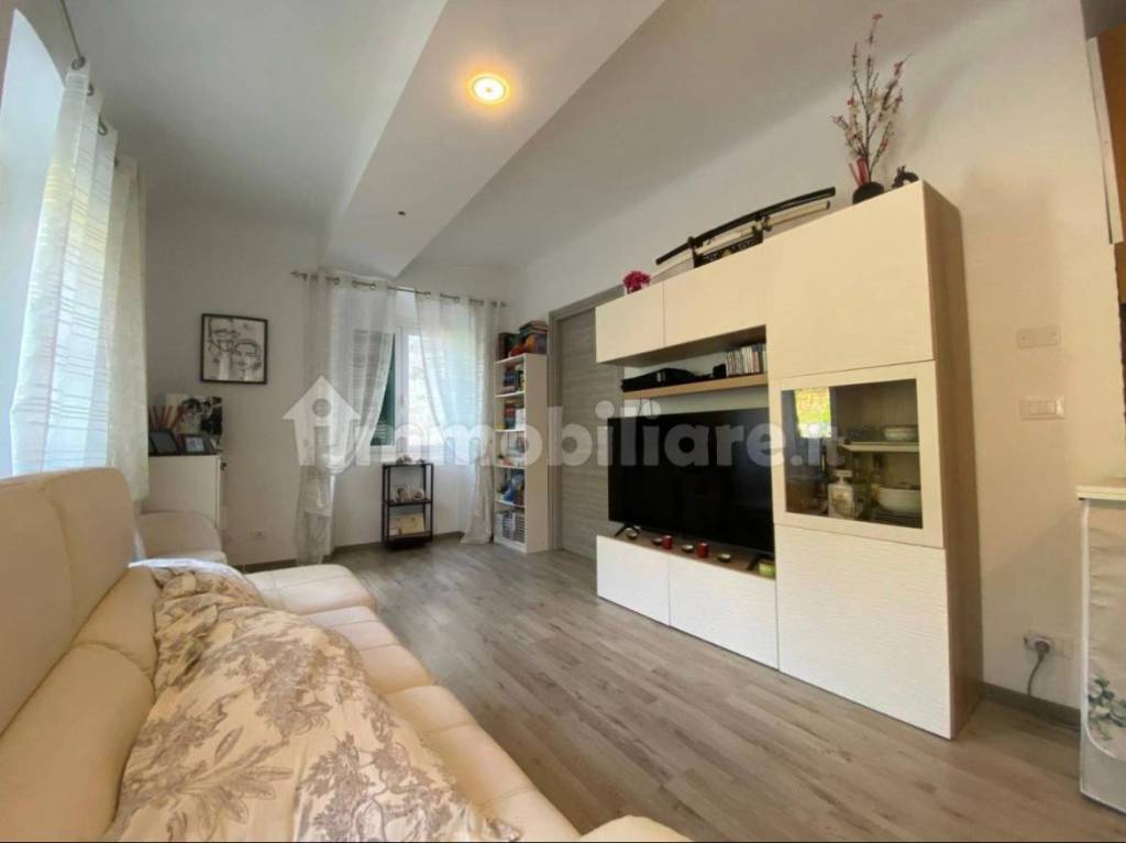 appartamento in vendita a Genova in zona Pegli