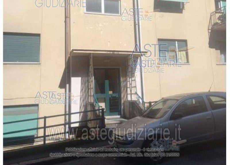 appartamento in vendita a Genova in zona Sampierdarena