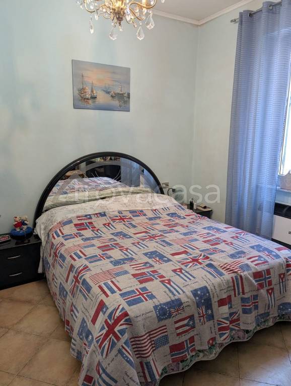 appartamento in vendita a Genova in zona Rivarolo