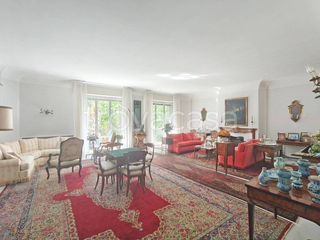 appartamento in vendita a Genova in zona Albaro