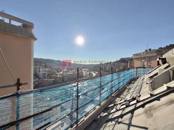 appartamento in vendita a Genova in zona Staglieno