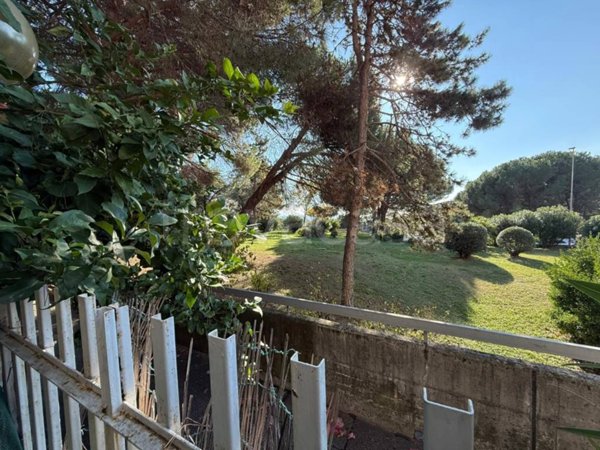 appartamento in vendita a Genova in zona Pegli