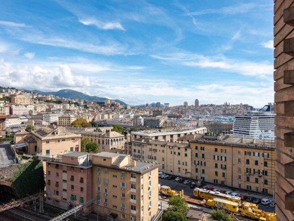 appartamento in vendita a Genova in zona Lagaccio / Granarolo