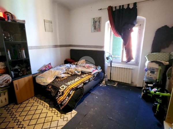 appartamento in vendita a Genova in zona Certosa