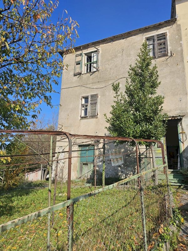 casa indipendente in vendita a Genova in zona Cornigliano