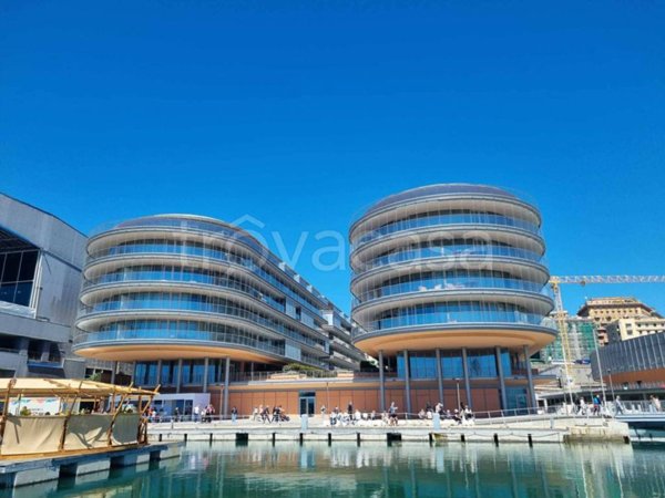 appartamento in vendita a Genova in zona Carignano