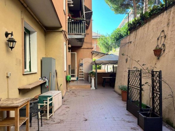 appartamento in vendita a Genova in zona Marassi