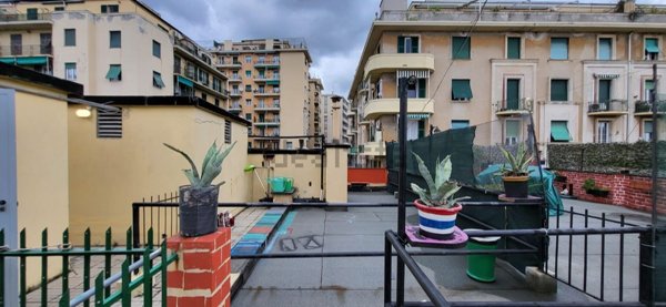 appartamento in vendita a Genova in zona Sampierdarena