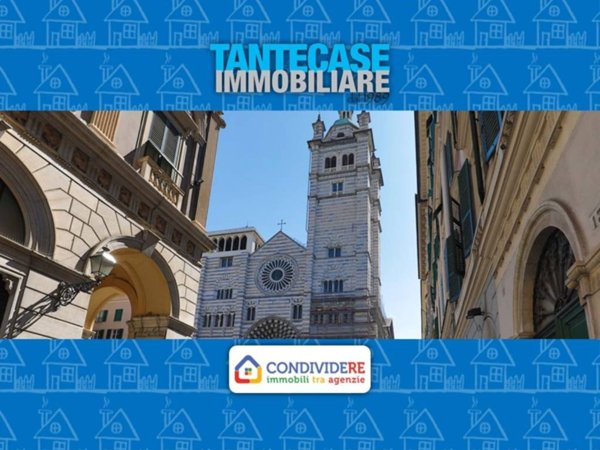appartamento in vendita a Genova in zona Sottoripa / Maddalena / Molo