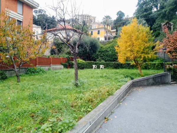 appartamento in vendita a Genova in zona Pegli