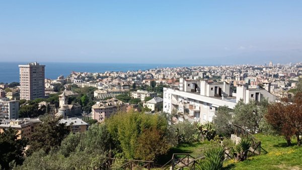appartamento in vendita a Genova