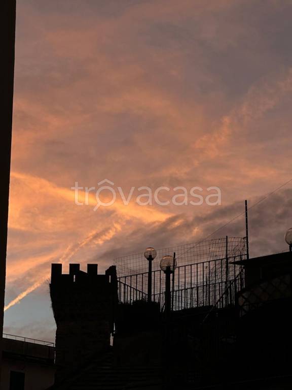 appartamento in vendita a Genova in zona Sottoripa / Maddalena / Molo