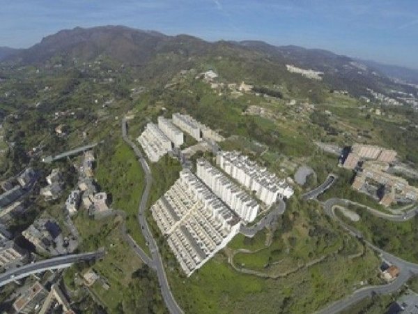 appartamento in vendita a Genova in zona Palmaro / Pra'