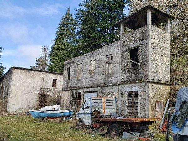 casale in vendita a Genova in zona Apparizione