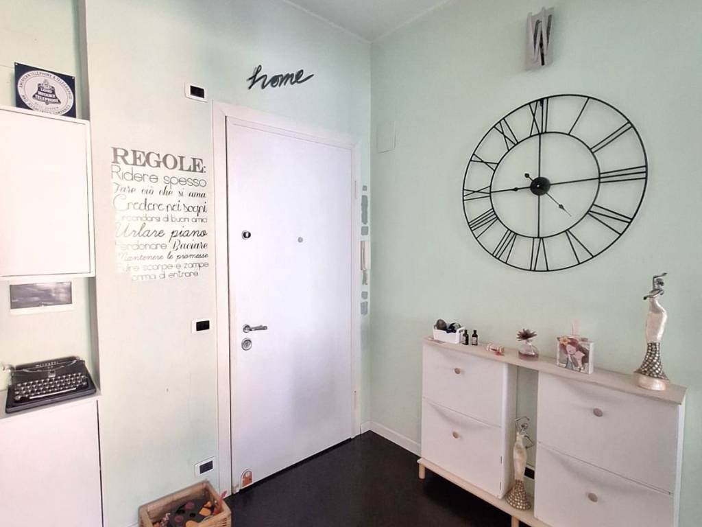 appartamento in vendita a Genova in zona Bolzaneto