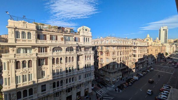 appartamento in vendita a Genova in zona Foce