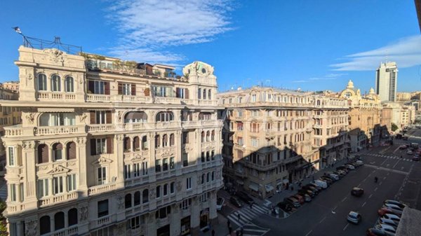 appartamento in vendita a Genova in zona Foce