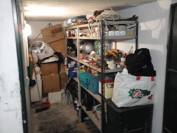 locale di sgombero in vendita a Genova in zona San Martino