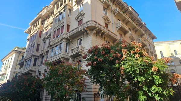 appartamento in vendita a Genova in zona Castelletto