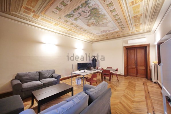 ufficio in vendita a Genova in zona San Vincenzo