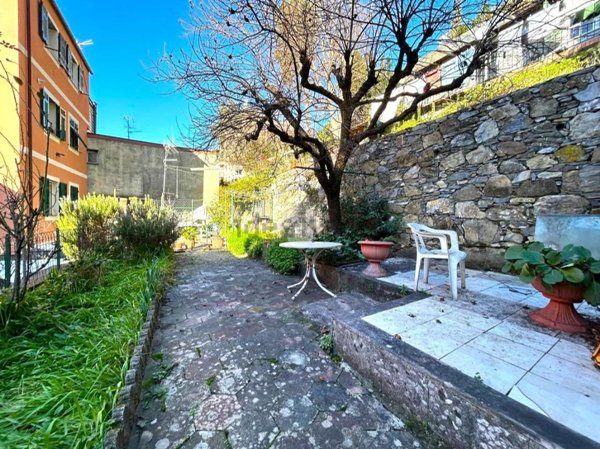 casa indipendente in vendita a Genova