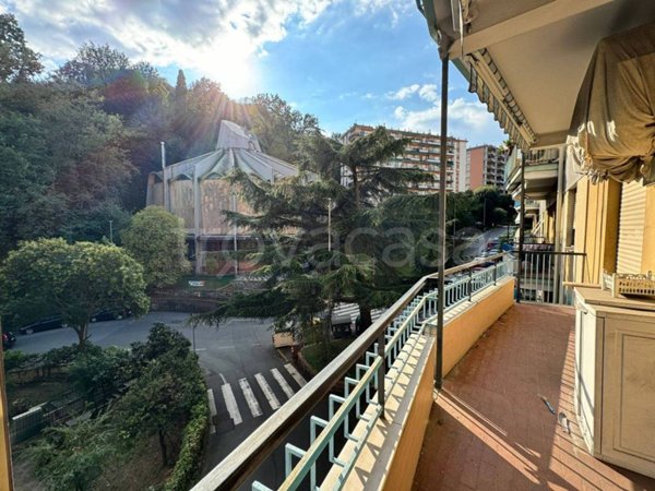appartamento in vendita a Genova in zona Pegli
